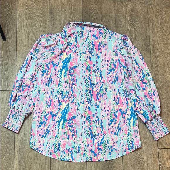 Colorful women’s blouse puffy sleeve size small - Picture 7 of 7